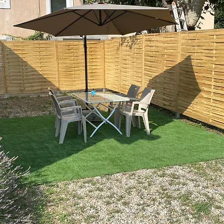Holiday home Maison Independante Dans Mas Provencal *