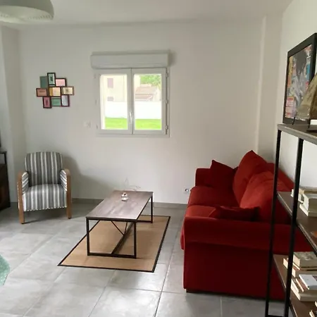 Holiday home Maison Independante Dans Mas Provencal
